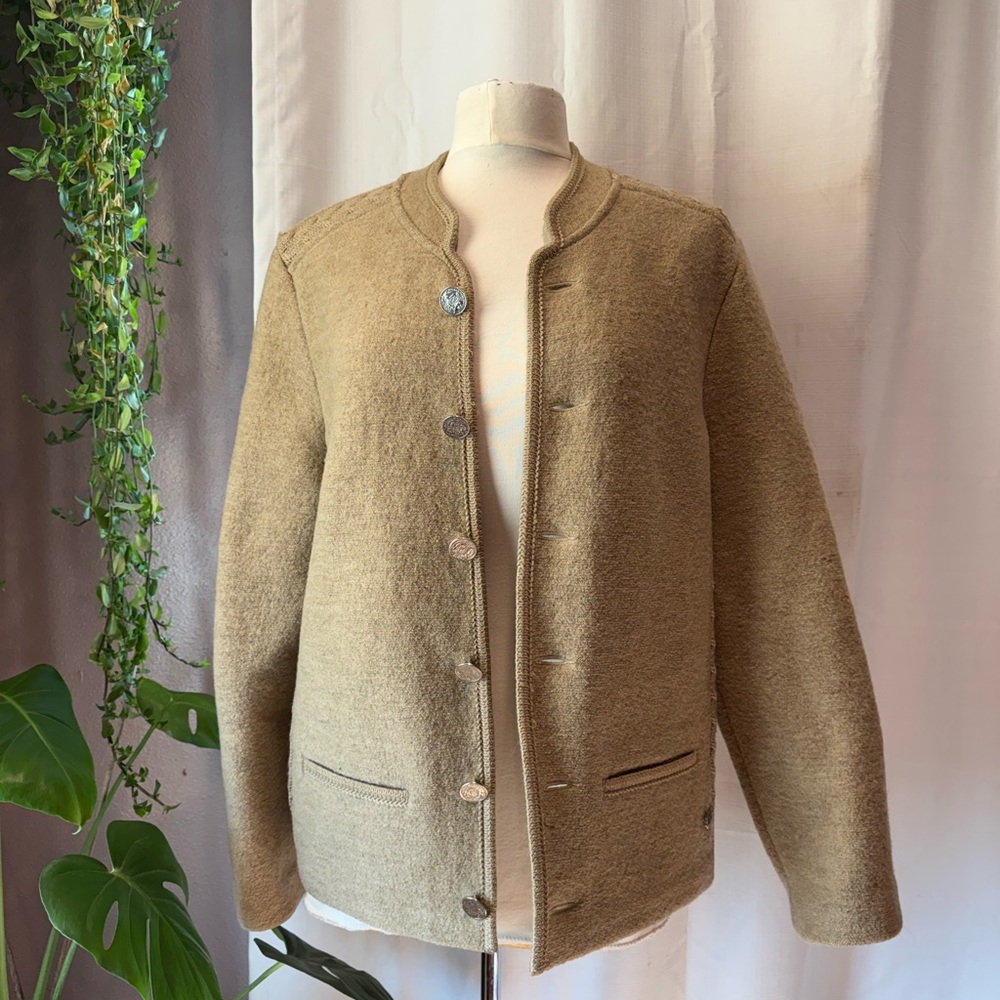 1960’s Vintage Alphorn Tan Wool Coat